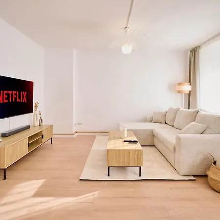 Goodliving Residenz 公寓 *