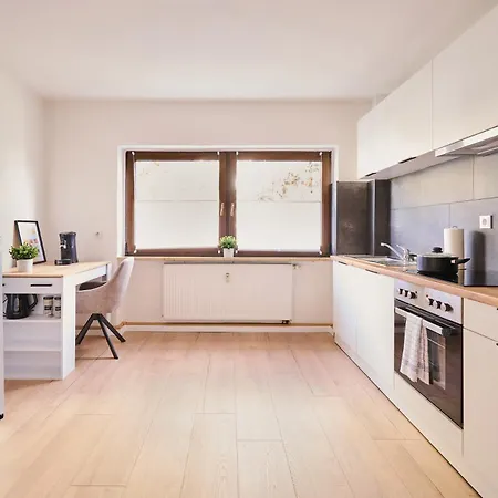 Goodliving Residenz 公寓 *